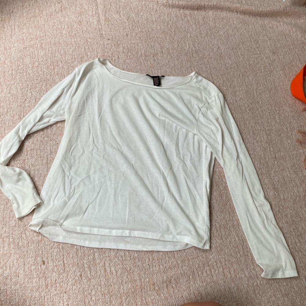 NWOT plain white VS long sleeve pajama shirt